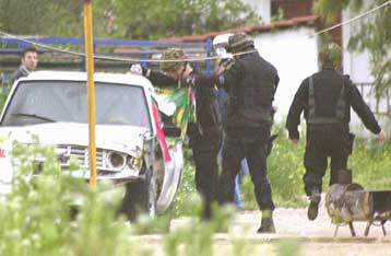 Ένας 17χρονος τσιγγάνος νεκρός σε ανταλλαγή πυροβολισμών με αστυνομικούς