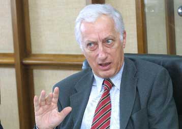 Αιχμές Σταθόπουλου για κομματικές παρεμβάσεις στο έργο της Δικαιοσύνης