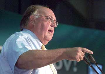 Κριτική στην κυβέρνηση «υπόσχεται» ο Θεόδωρος Πάγκαλος