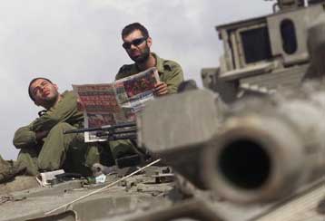 Συνομιλίες για το συντονισμό της απόσυρσης των Ισραηλινών από παλαιστινιακές πόλεις