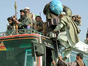Χιλιάδες Πακιστανοί θα πολεμούν στο εξής στο πλευρό των Ταλιμπάν