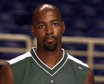 Με ένα φόλοου στο… παρά ένα, ο Παναθηναϊκός πέρασε (85-83) από το Ηράκλειο