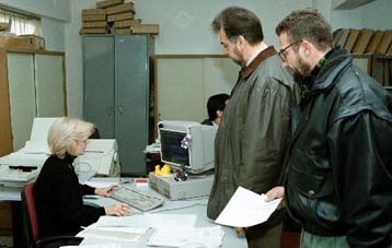 Την αντικατάσταση του φόρου μεταβίβασης ακινήτων μελετά το οικονομικό επιτελείο