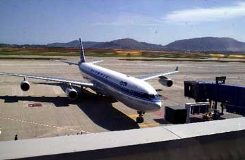 Στα μέσα Νοεμβρίου η τελική απόφαση για την πώληση της Ολυμπιακής, λέει ο Χρ.Βερελής