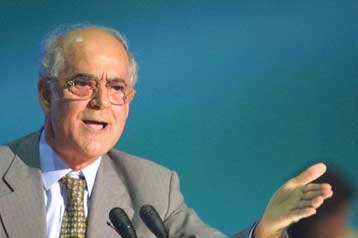 Βιβλία από τον πρώτο αιώνα της τυπογραφίας παρουσιάζονται στη Στοά του Βιβλίου