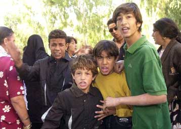 Συμπλοκές αστυνομικών και τσιγγάνων στο Ζεφύρι Αττικής