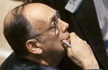 Απώλειες για Nasdaq και Dow Jones την Τρίτη εν μέσω ανησυχιών για την οικονομία