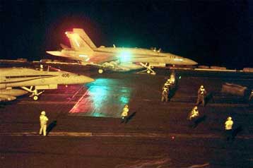 Με αμείωτη ένταση επαναλαμβάνονται οι αεροπορικές επιθέσεις στο Αφγανιστάν