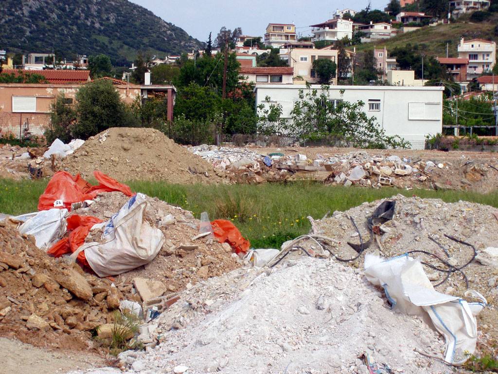 Μπαζώματα στο Πόρτο Ράφτη