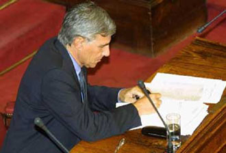 Κριτική από την αντιπολίτευση στο ν/σ για τον ΟΑΕΔ και την «ενοικίαση» εργαζομένων