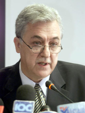 Ανασχηματισμός: Στη θέση του ο Παπαδόπουλος – απομακρύνθηκε η Σπυράκη