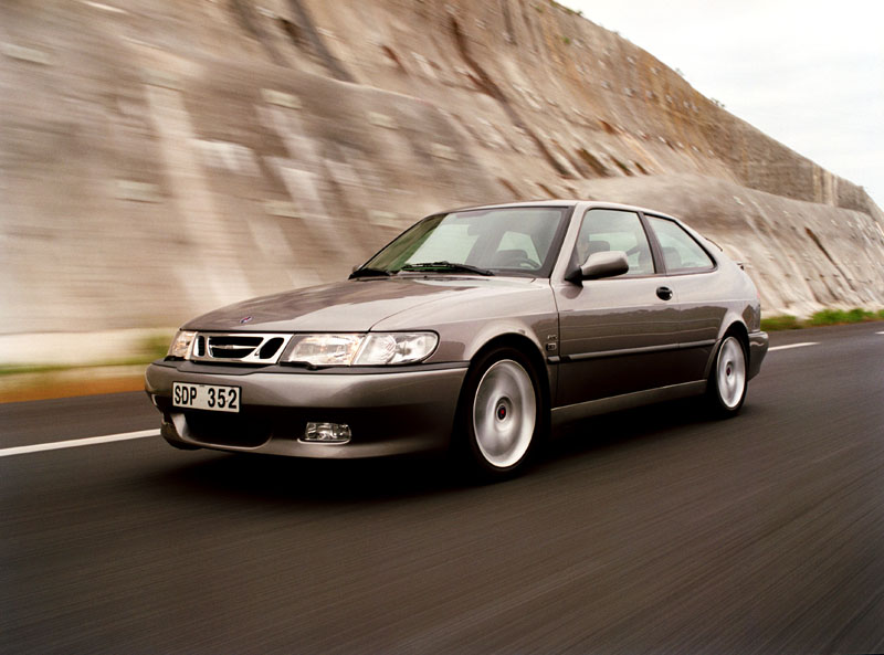 Δεν έφτασαν στην Ελλάδα τα ύποπτα Saab 9-3