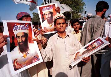 Υπερασπιστείτε το ισλάμ, δηλώνει μέσω του Al Jazeera ο Οσάμα μπιν Λάντεν