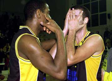 Να μην υποτιμήσουν την Oστάνδη ζήτησε ο Σάκοτα από τους παίκτες του