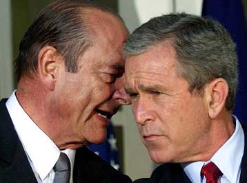 Τις στρατιωτικές και πολιτικές εξελίξεις του πολέμου εξέτασαν Μπους και Σιράκ