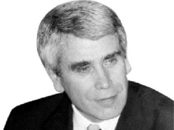 Επανέφερε τα σενάρια περί σχέσης της 17Ν με τον κρατικό μηχανισμό ο Τ.Νάιλς