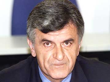 Για θέματα του υπουργείου του ενημέρωσε τον πρωθυπουργό ο Φ.Πετσάλνικος