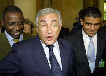 Απαλλάχθηκε ο Ντομινίκ Στρος-Καν από την κατηγορία της πλαστογραφίας