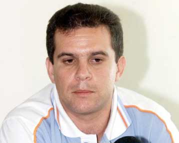 Για παράνομες απολύσεις κάνει λόγο το σωματείο συμβασιούχων της Ολυμπιακής