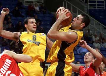 Νικών συνέχεια για ΑΕΚ και Ολυμπιακό, πρώτη ήττα για τον Παναθηναϊκό