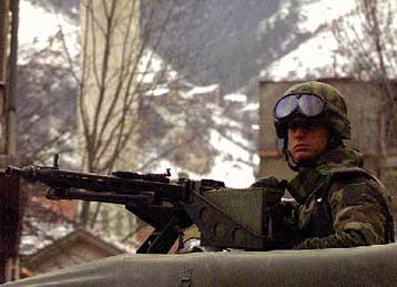 Θα στείλουμε 400 στρατιώτες στη Βοσνία, αν μας ζητηθεί, δηλώνει ανώτατος αξιωματικός