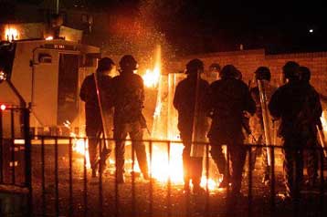 Ένας Προτεστάντης νεκρός σε συγκρούσεις στο Μπέλφαστ