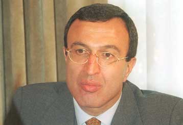 Στογιάνοφ και Παρβάνοφ στο δεύτερο γύρο των προεδρικών εκλογών στη Βουλγαρία