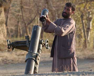 Στα περίχωρα της Καμπούλ η Βόρεια Συμμαχία – Νεκροί άλλοι δύο δημοσιογράφοι