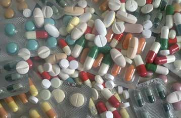 Ελληνική πρωτιά στην άσκοπη κατανάλωση φαρμάκων