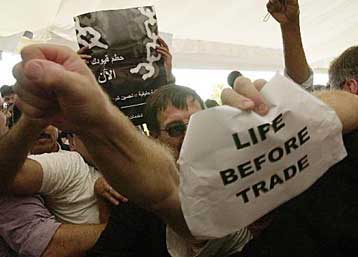 Επιτεύχθηκε συμφωνία μεταξύ πλούσιων και φτωχών χωρών για τα φάρμακα