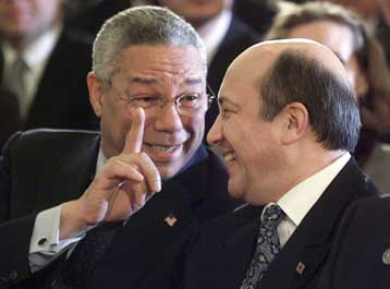 Η Μόσχα επιμένει στην υπογραφή συνθήκης για τη μείωση των πυρηνικών όπλων