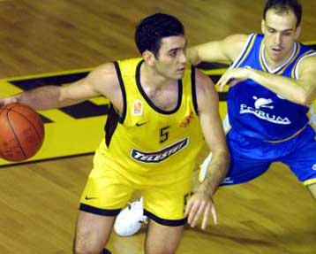 Νίκη για το Μαρούσι ήττα για τον ΠΑΟΚ στο Κύπελλο Κόρατς