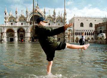 Κινδυνεύουν Βενετία, Μιλάνο και Μεσίνα, σύμφωνα με τις ιταλικές Αρχές