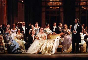 Με «Τραβιάτα» ξεκινά τη φετινή σεζόν η Λυρική Σκηνή