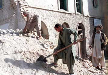 Κτίριο του ΟΗΕ στην Κανταχάρ επλήγη κατά τους βομβαρδισμούς