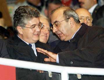 Ελλάδα και Τουρκία έβαλαν τις υπογραφές για τη συνδιοργάνωση του EURO 2008