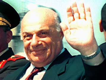 Ο Τουρκοκύπριος ηγέτης ζήτησε -με τρίτη επιστολή- συνάντηση με τον Κληρίδη