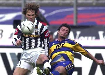 Πλησίασε την κορυφή η Γιουβέντους, απομακρύνθηκε η Μίλαν, έχασε η Κιέβο