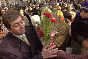 «Σίγουρο» προβάδισμα του Παρβάνοφ για την προεδρία της Βουλγαρίας