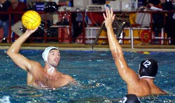 Συνέχισαν τα φαβορί στο Κύπελλο πόλο