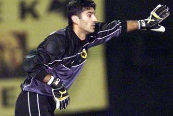 Πρόστιμο 500.000 δρχ. σε Καψή και Ατματσίδη από την ΠΑΕ ΑΕΚ