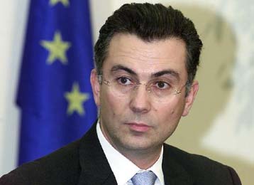 Επικρίσεις από ΝΔ για αγροτική πολιτική – Νέα πρόσκληση Δρυ σε βαμβακοπαραγωγούς