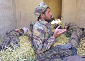 Διαπραματεύσεις για την ασφαλή έξοδο των Ταλιμπάν από το Κουντούζ