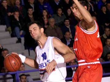 Με το δεξί ο Ιωαννίδης αλλά και η εθνική στα προκριματικά του Eurobasket 2003