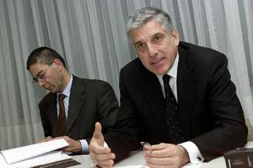 Οι χώρες εκτός ΕΕ υπόσχονται ενεργό συμμετοχή στην ευρωπαϊκή άμυνα και ασφάλεια