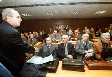 Αναβλήθηκε για τον ερχόμενο Απρίλιο η δίκη για τις γερμανικές αποζημιώσεις