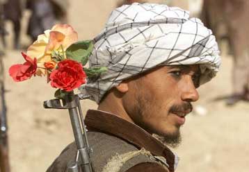 Αφήνουν τα όπλα οι Ταλιμπάν του Κουντούζ και παραδίνονται