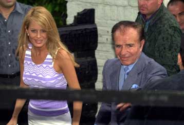 Την πρόθεσή του να διεκδικήσει εκ νέου την προεδρία της Αργεντινής ανακοίνωσε ο Μένεμ