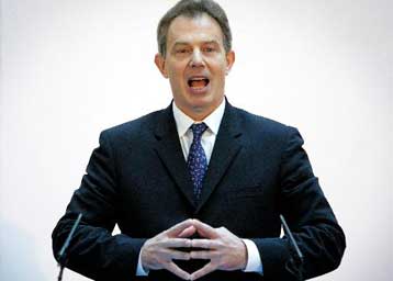 Ο Μπλερ άναψε το ντιμπέιτ στη Βρετανία για το ευρωπαϊκό μέλλον της χώρας