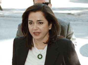 Ψηφοδέλτιο ευρείας αποδοχής θα καταρτίσει η Μπακογιάννη, αν «κατέβει» για δήμαρχος